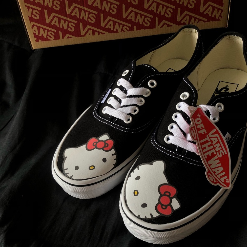 Hello Kitty Vans